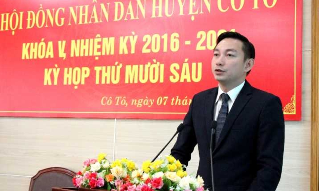 Ông Lê Hùng Sơn - Tỉnh ủy viên, Bí thư Huyện ủy, Chủ tịch UBND huyện Cô Tô, tỉnh Quảng Ninh.