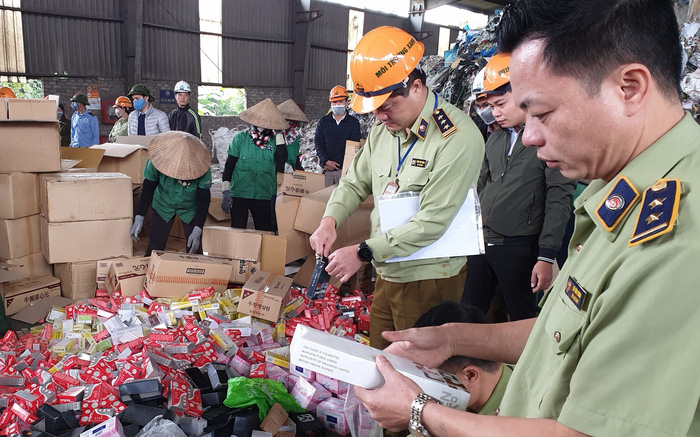 Cao điểm chống buôn lậu, hàng giả dịp Tết Nguyên đán.