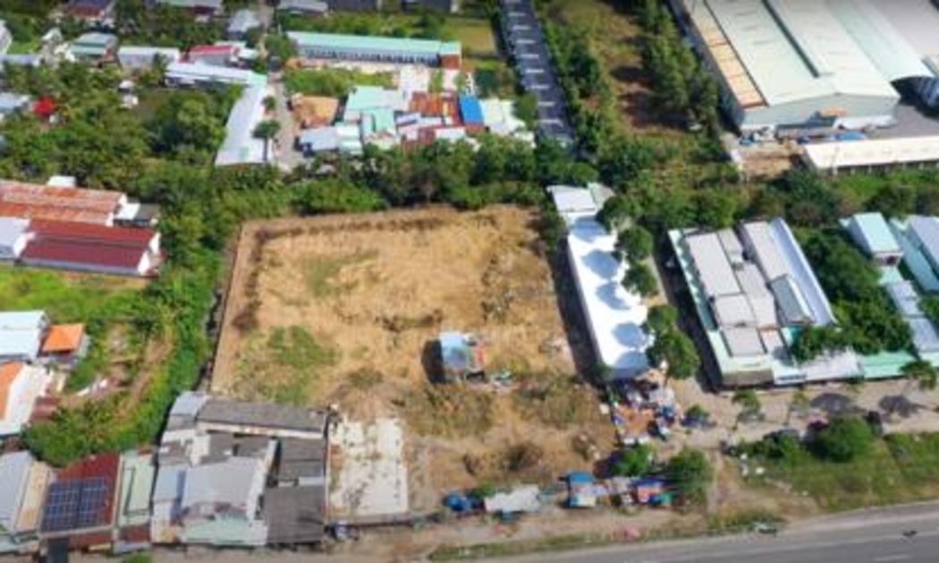 Khu dân cư Hoà Phú đang được sang lấp mặt bằng.