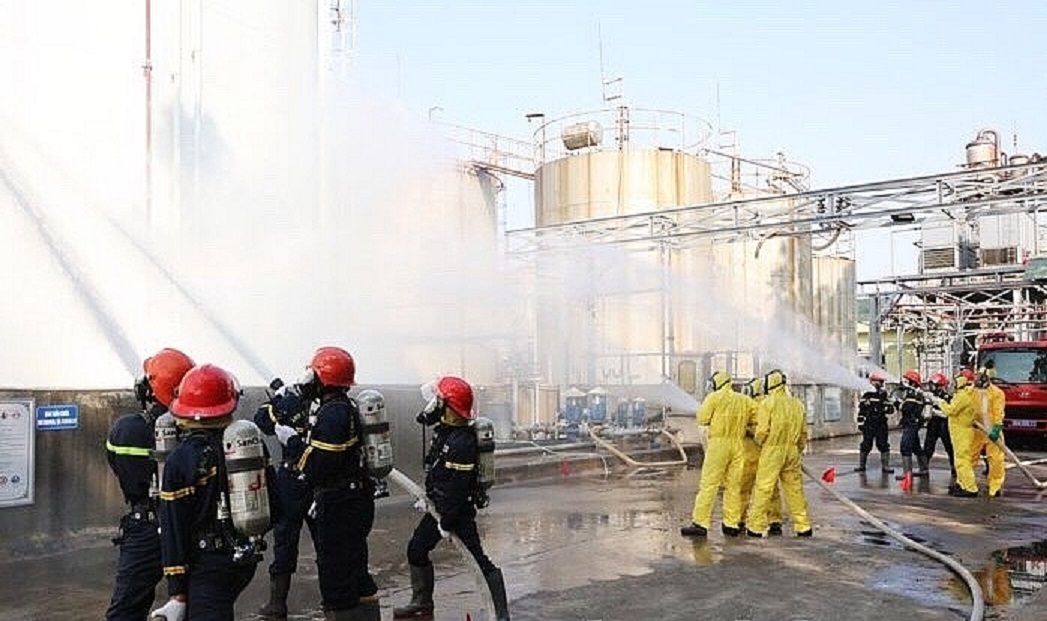 Sở Công Thương Bắc Ninh phối hợp với Trung tâm ứng phó sự cố và an toàn hóa chất- Cục Hóa chất (Bộ Công Thương) tổ chức diễn tập ứng phó sự cố hoá chất tại Công ty TNHH ViTop Chemical (Khu công nghiệp Yên Phong)