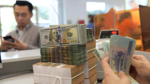 Xem xét tăng tỷ lệ sở hữu của nhà đầu tư ngoại tại ngân hàng thương mại