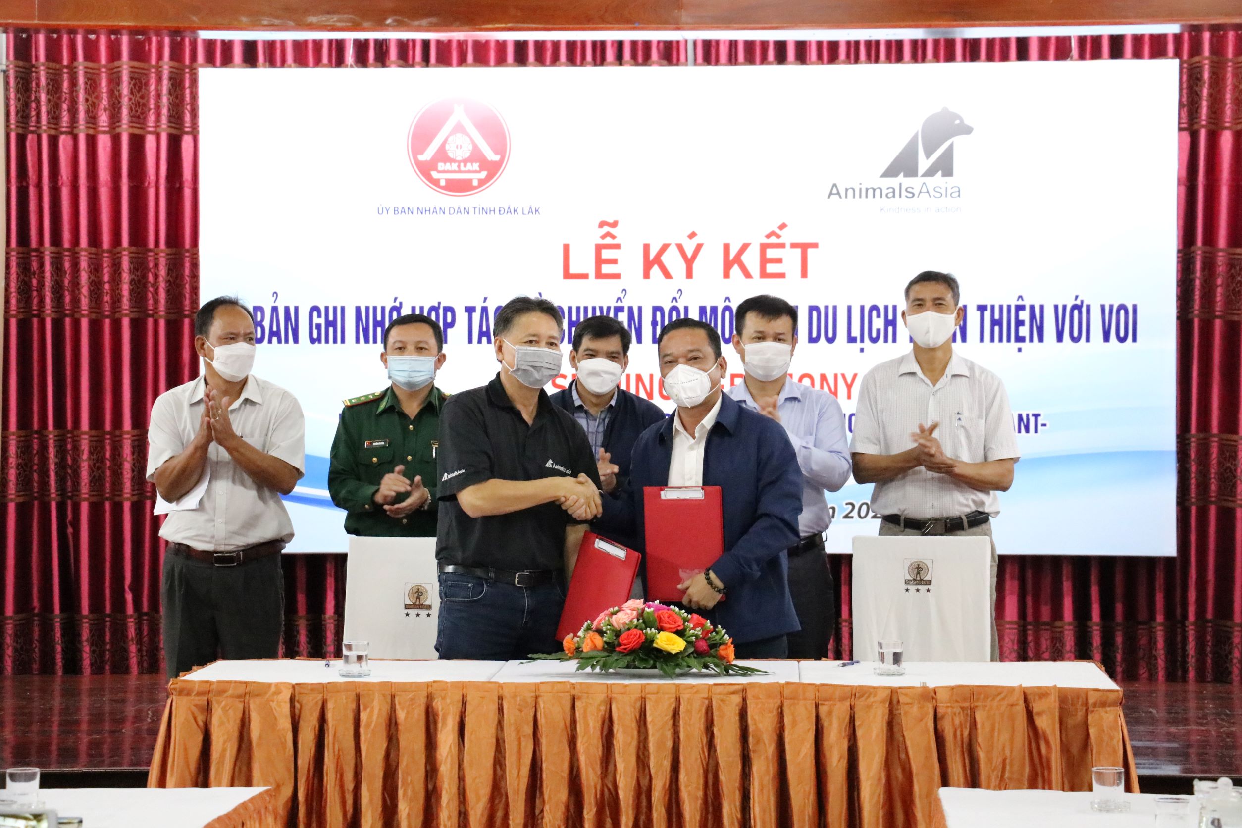 Lễ ký kết.
