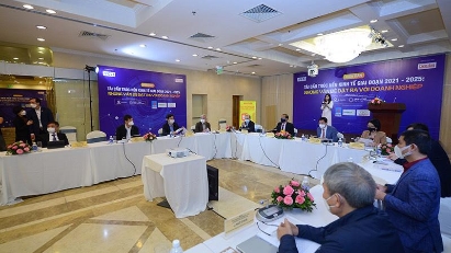 Better businesses key to economic restructuring