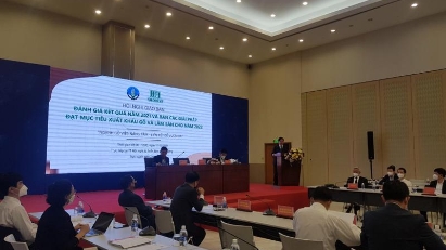 Wood and forest product exports up handily