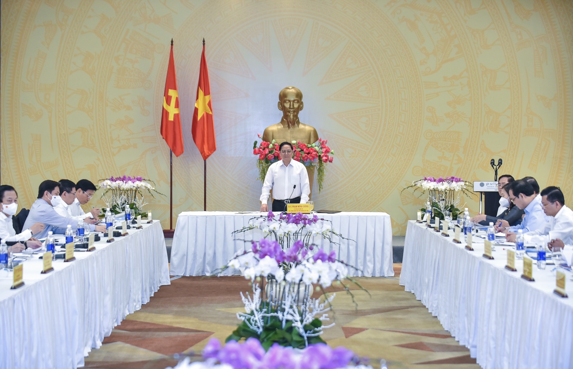 To&agrave;n cảnh buổi l&agrave;m việc - Ảnh: VGP