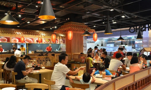 Nhóm người giàu nhất Việt Nam cũng giảm mạnh thu nhập vì Covid-19