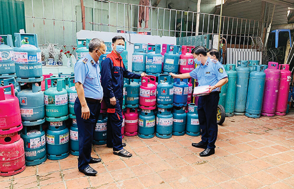 Vẫn còn tình trạng cạnh tranh không lành mạnh xảy ra làm rối loạn thị trường kinh doanh khí.