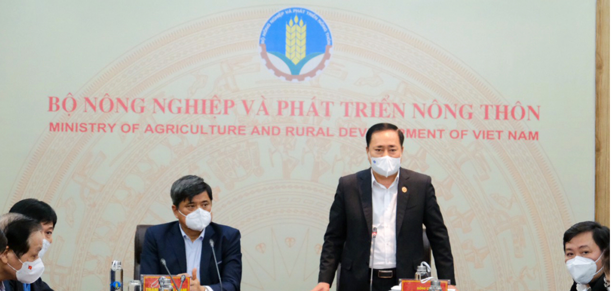 Thứ trưởng Trần Thanh Nam và ông Hồ Tiến Thiệu chiều 20/12.