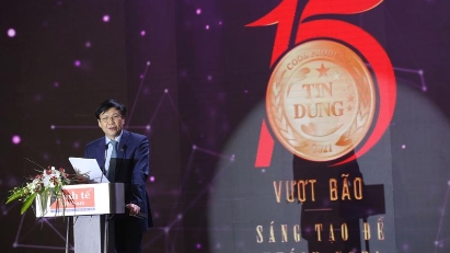 Recovery signs in consumer sector a basis for Vietnam to push forward