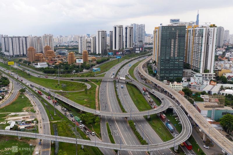 Land and apartment demand up in Q4