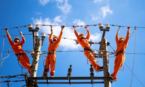 Giá điện thị trường cạnh tranh có thể tăng 17,16% năm 2022, cổ phiếu điện nào tiềm năng?