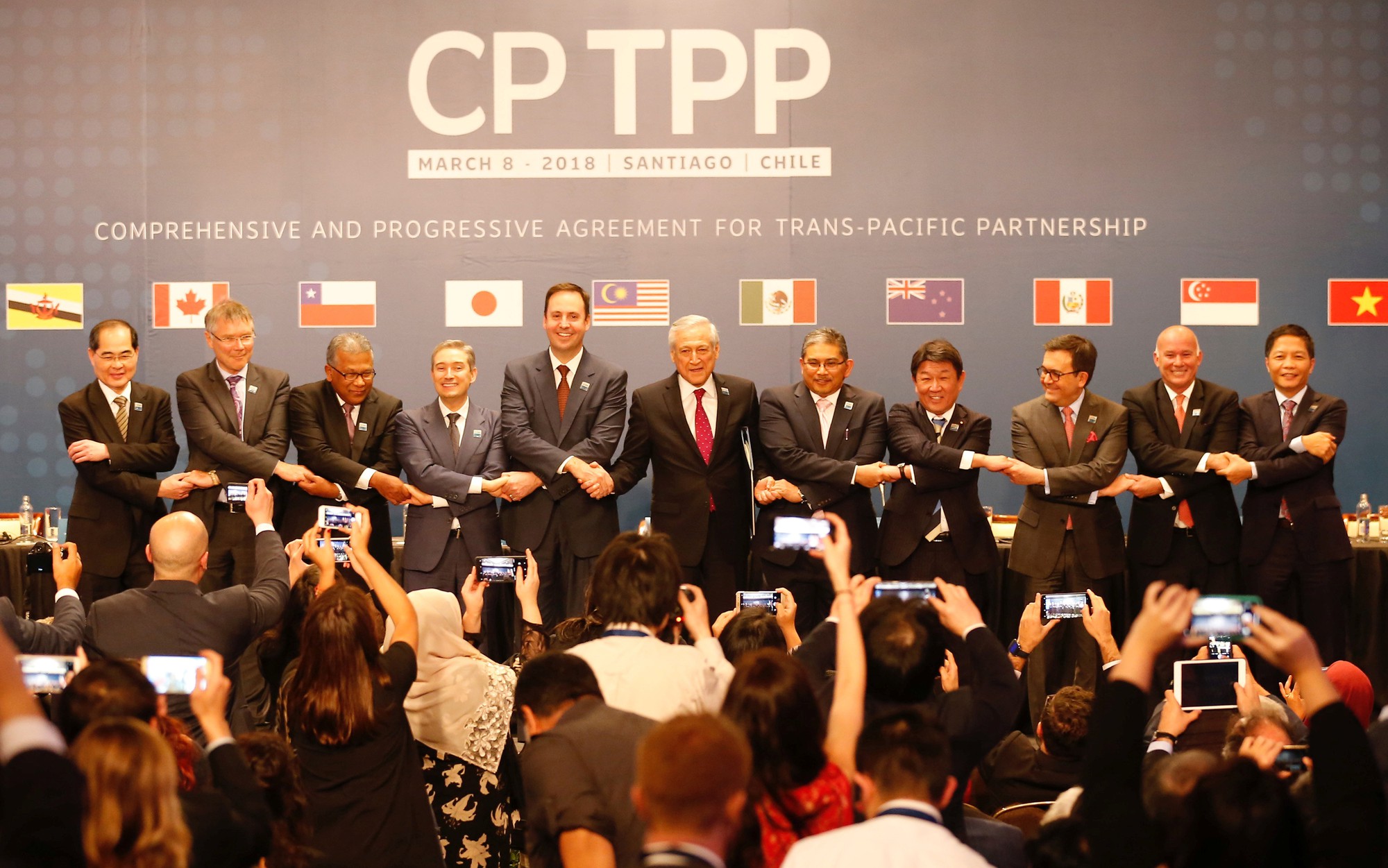CPTPP được 11 nước ký kết tại Chile vào tháng 3/2018 tại Chile - Ảnh: Reuters