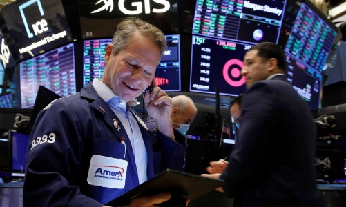Chứng khoán Mỹ bật tăng mạnh sau chuỗi 3 phiên giảm, dầu thô cũng hồi giá