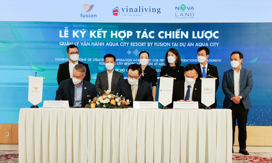 Tập đoàn Novaland và VinaLiving ký kết hợp tác với Fusion Hotel Group để quản lý vận hành khu nghỉ dưỡng Aqua City Resort by fusion tại Aqua City.