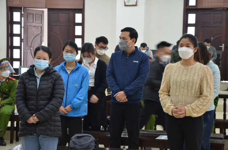 Xét xử cán bộ, lãnh đạo Trường Đại học Đông Đô cấp bằng tiếng Anh giả hệ chính quy