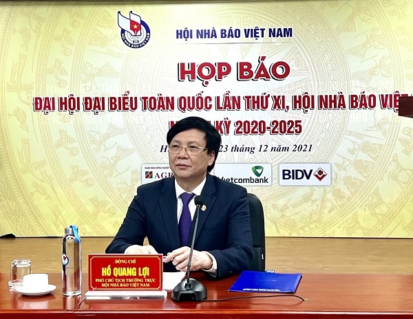 &Ocirc;ng Hồ Quang Lợi, Ph&oacute; Chủ tịch thường trực Hội Nh&agrave; b&aacute;o Việt Nam th&ocirc;ng tin về c&aacute;c nội dung đại hội. Ảnh - VGP.&nbsp;