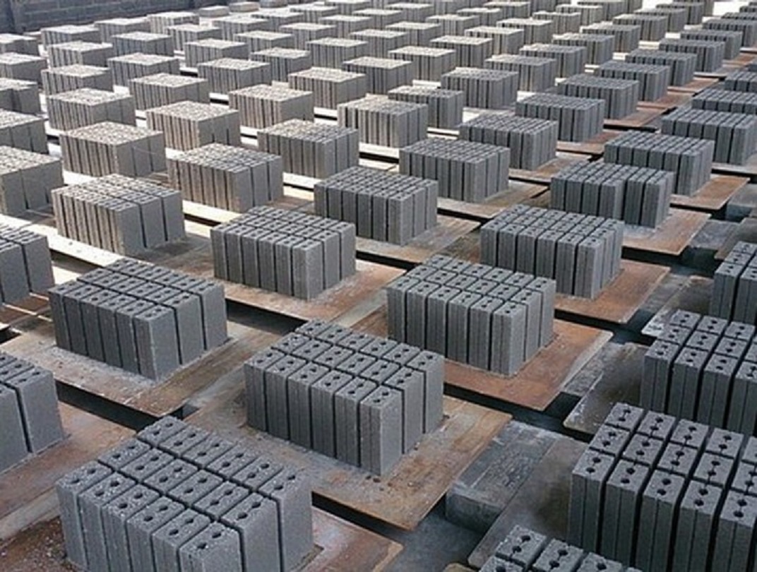 Sử dụng vật liệu xây không nung thay thế một phần gạch đất sét.