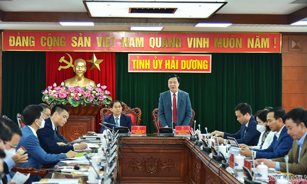 Bí thư Tỉnh ủy Hải Dương Phạm Xuân Thăng phát biểu tại buổi làm việc. Ảnh - Tuấn Anh. 