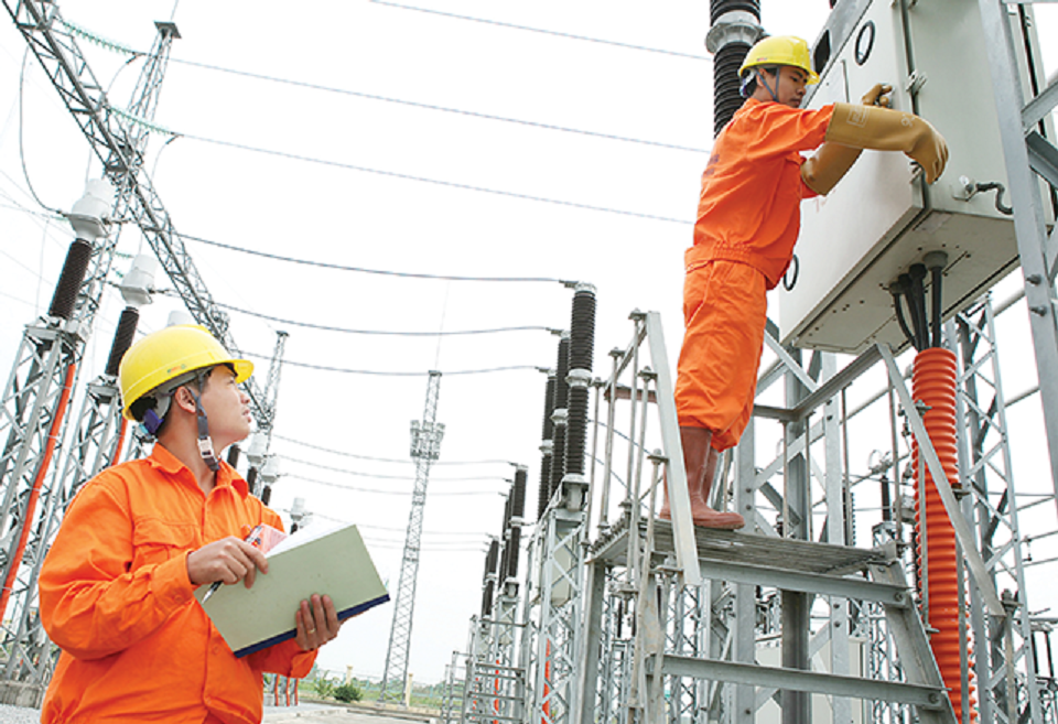 Nhu cầu tiêu thụ điện giảm trong kỳ nghỉ Tết, EVN vẫn lên phương án cung ứng an toàn
