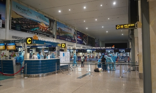 Khách bay từ TP. HCM, Cần Thơ không phải test Covid-19