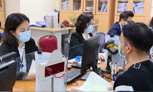 Bộ Tài chính giảm 37 loại phí và lệ phí đến hết tháng 6/2022