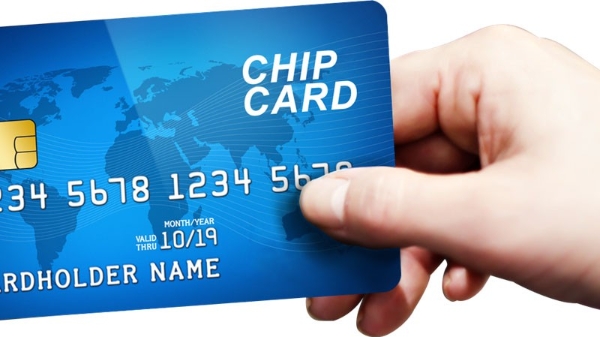 Ngân hàng chạy đua với thời gian chuyển đổi thẻ từ sang thẻ chip