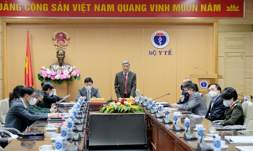 Bộ Y tế: Quý 1/2022 sẽ hoàn thành tiêm mũi 3 vaccine Covid-19