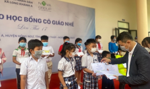 Học bổng cô giáo Nhế - 17 năm chắp cánh ước mơ