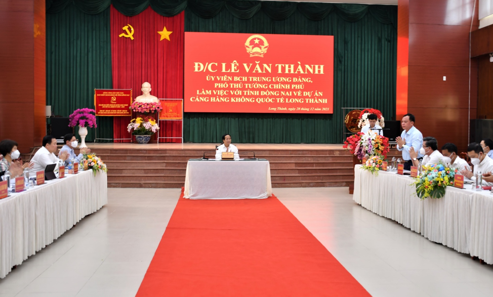 Ph&oacute; Thủ tướng Ch&iacute;nh phủ L&ecirc; Văn Th&agrave;nh l&agrave;m việc với tỉnh Đồng Nai v&agrave; c&aacute;c bộ, ng&agrave;nh trung ương về tiến độ dự &aacute;n s&acirc;n bay Long Th&agrave;nh - Ảnh: ĐN.
