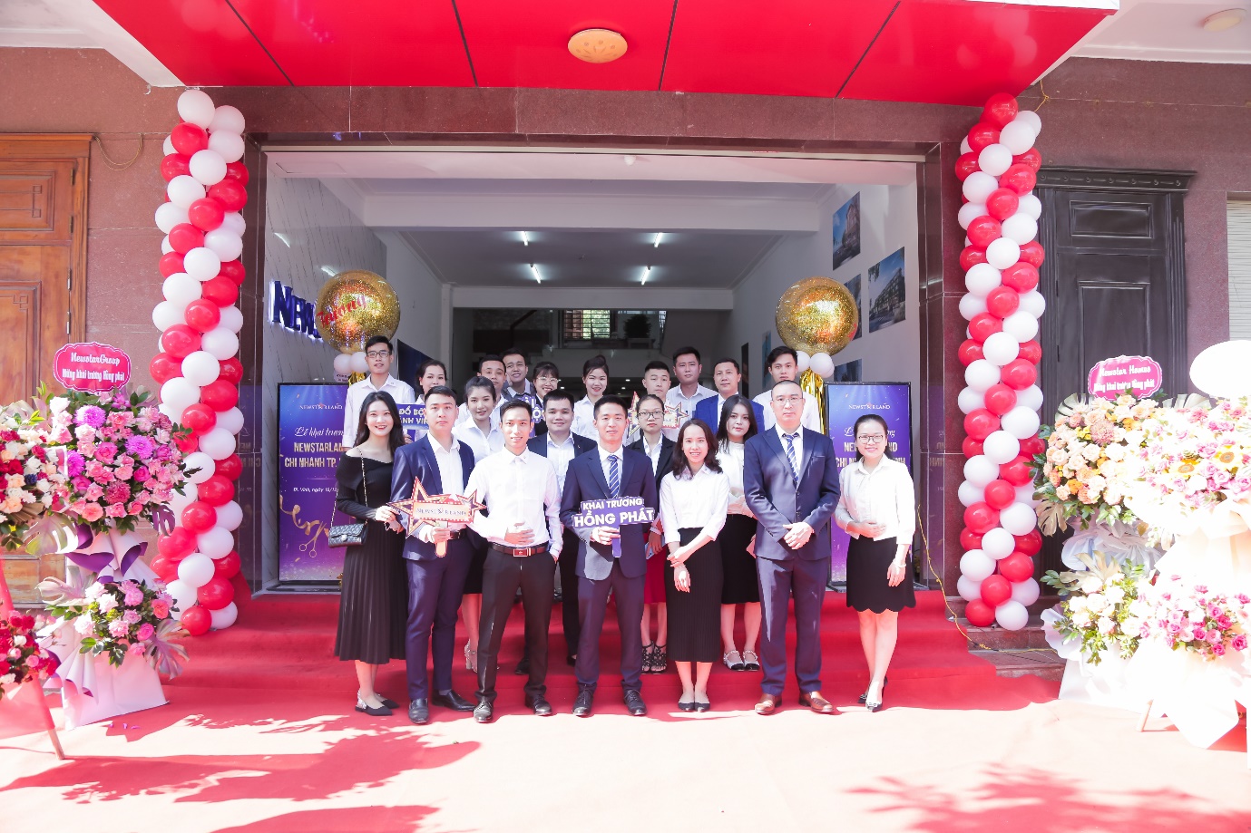 NewstarLand không ngừng phát triển hệ thống, đầu tư cơ sở vật chất và đội ngũ nhân sự lớn mạnh cả về chất và lượng.