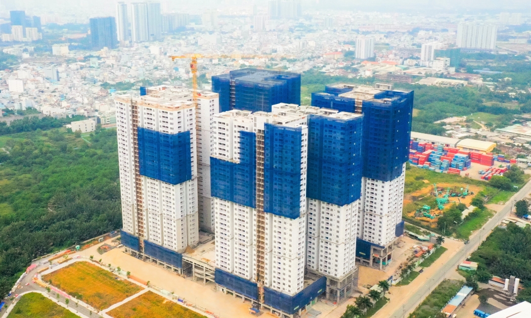 Dự án Q7 Saigon Riverside Complex tháng 12/2021 do Hưng Thịnh Incons làm tổng thầu thi công.