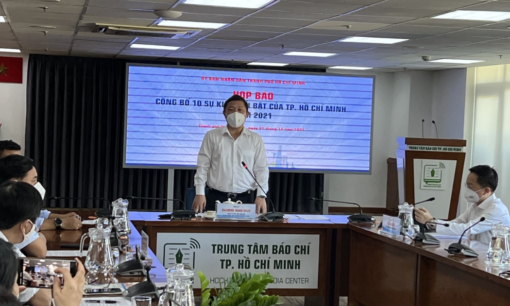 Sáng 31/12, Phó Chủ tịch UBND TP.HCM Dương Anh Đức đã chủ trì buổi lễ công bố 10 sự kiện nổi bật năm 2021 của thành phố. 