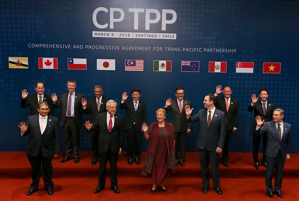 CPTPP được ký kết vào tháng 3/2018 tại Chile - Ảnh: AP