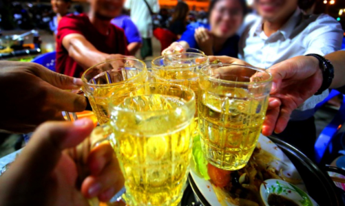 Cổ phiếu bia, sữa rồi cũng sẽ “mở tiệc” vào năm 2022?