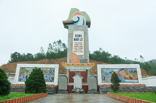 Kênh Nhà Lê - dòng sông lịch sử của cả dân tộc.