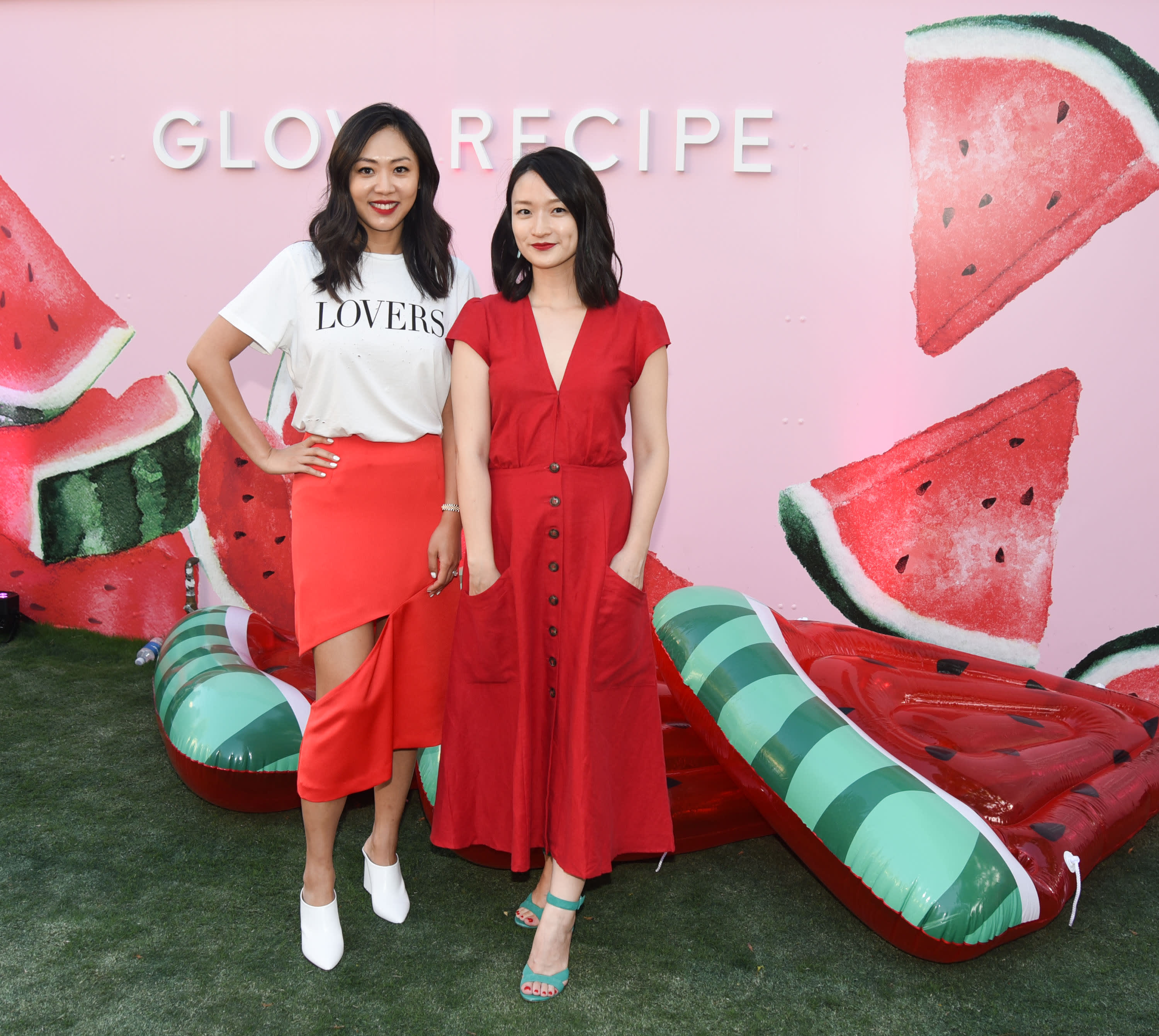 Hai nh&agrave; s&aacute;ng lập của thương hiệu&nbsp;Glow Recipe: Christine Chang v&agrave; Sarah Lee.