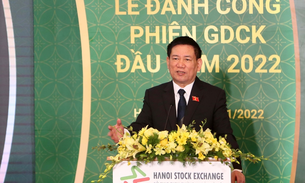 Bộ trưởng Bộ Tài chính Hồ Đức Phớc phát biểu tại lễ đánh cồng khai trương phiên giao dịch đầu năm 2022...