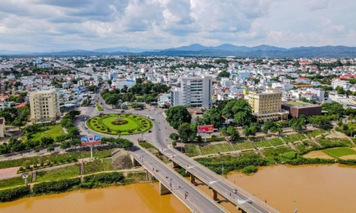 Sắp ra mắt tổ hợp thương mại tại giao điểm thịnh vượng thành phố Kon Tum