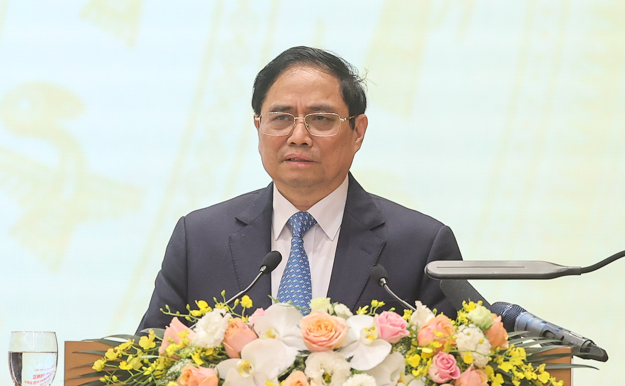 Thủ tướng Phạm Minh Chính phát biểu kết luận hội nghị - Ảnh: VGP