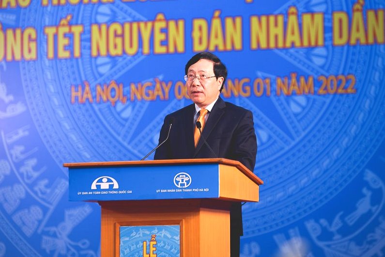 Phó Thủ tướng Phạm Bình Minh phát động ra quân Năm An toàn giao thông 2022.