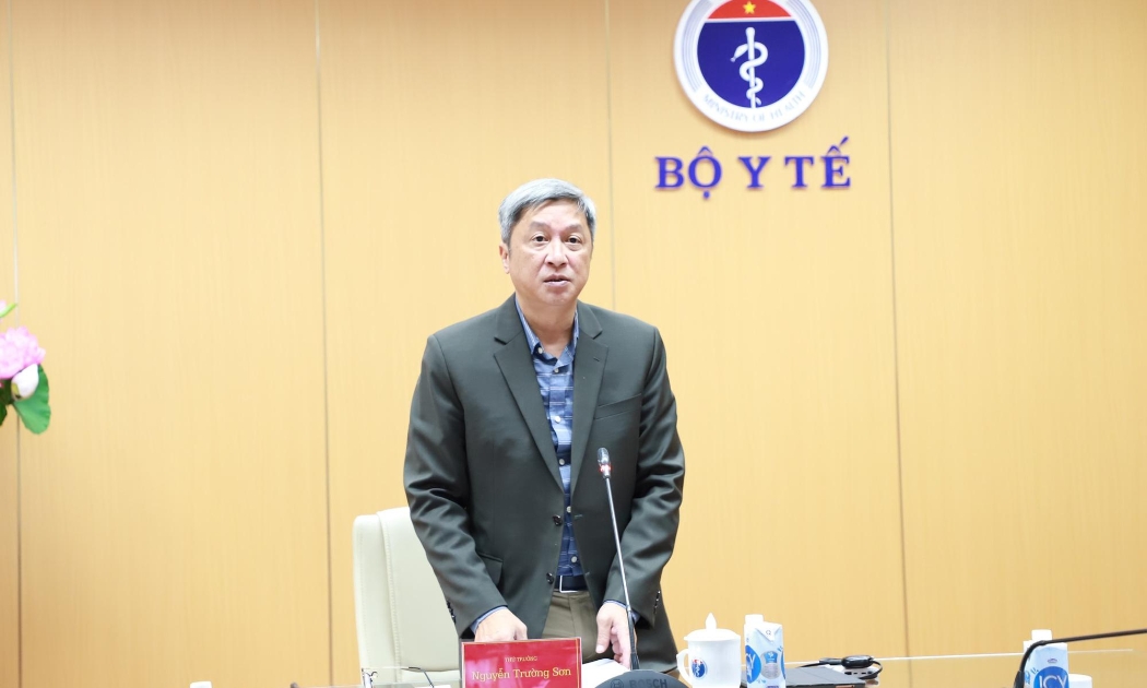 Thứ trưởng Bộ Y tế Nguyễn Trường Sơn