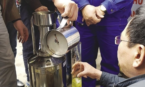 Siết chặt hành vi pha chế xăng dầu