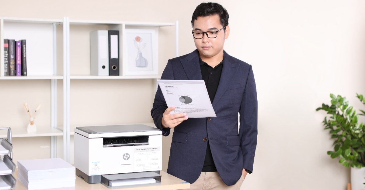 Máy in HP LaserJet M200 đạt giải thưởng thiết kế Red Dot Award 2021.