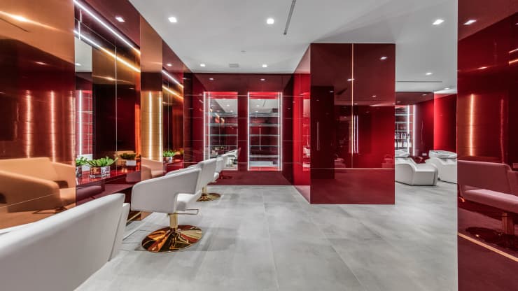Salon chăm sóc sắc đẹp trong dinh thự.