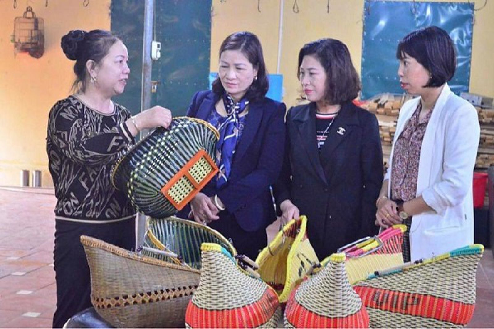 Tăng cường khả năng tiếp cận tài chính cho các doanh nghiệp nhỏ và vừa do phụ nữ làm chủ.