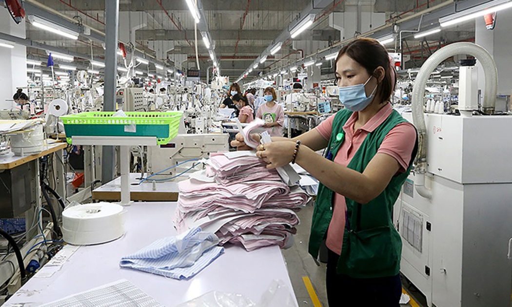 Ngay từ đầu năm, ngành thuế tập trung triển khai các giải pháp hỗ trợ người nộp thuế, góp phần giúp người nộp thuế duy trì, phục hồi sản xuất kinh doanh.