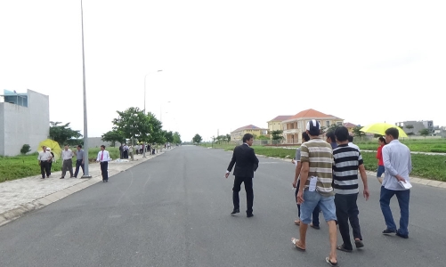 Vụ Tân Hoàng Minh bỏ cọc “châm” nổ bong bóng cổ phiếu bất động sản đầu cơ