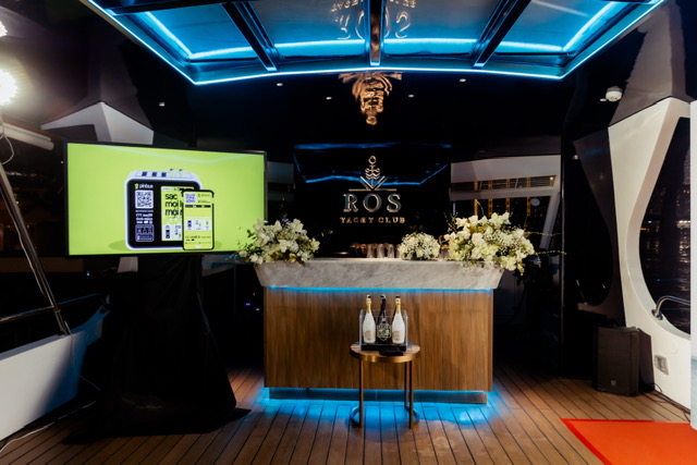 Lễ ra mắt dịch vụ thu&ecirc; pin sạc 24/7 d&agrave;nh cho c&aacute;c thiết bị di động.