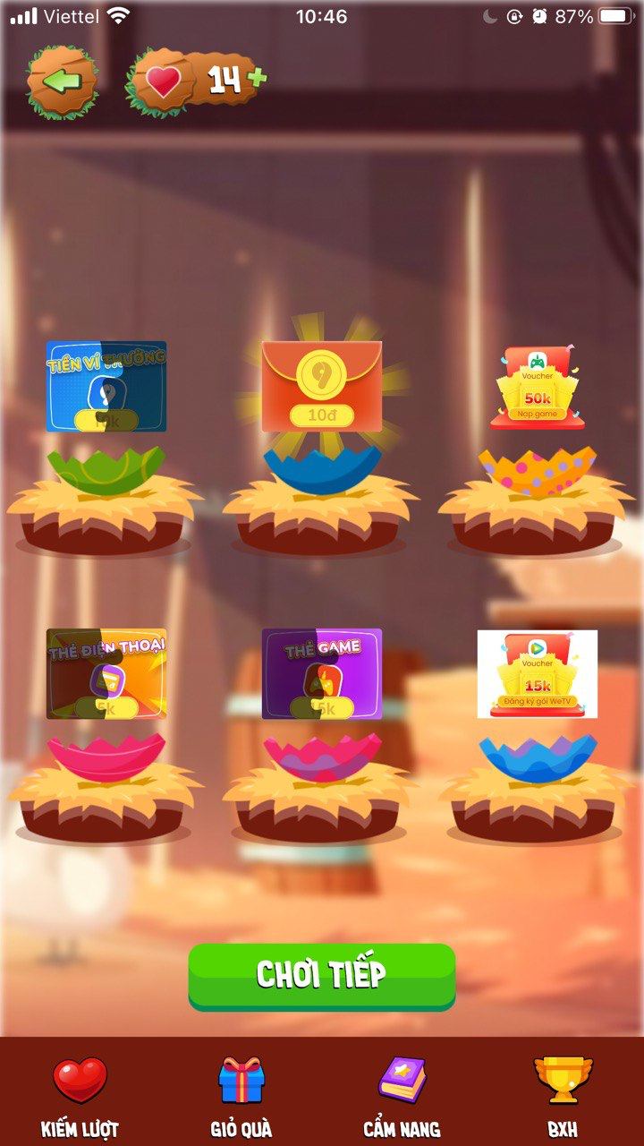 Sự kiện &ldquo;Đập trứng&rdquo; thu h&uacute;t h&agrave;ng trăm ng&agrave;n người tham gia với những phần qu&agrave; v&ocirc; c&ugrave;ng hấp dẫn.