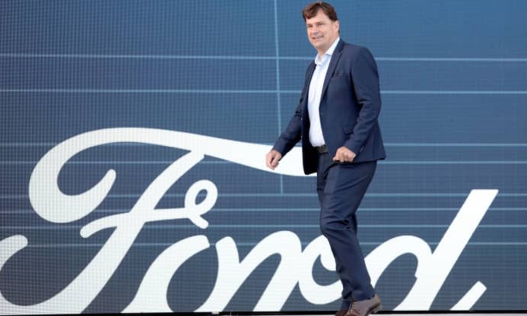 CEO Jim Farley của Ford - Ảnh: Reuters.
